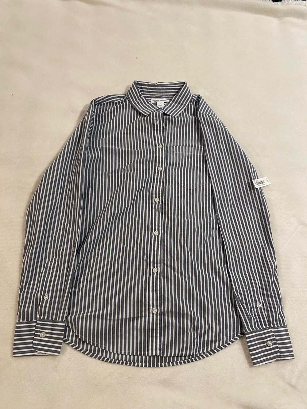 Amazon Essentials Women's Long Sleeve Button-Up Indigo Stripe Shirt